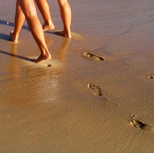 Sand Under My Feet: What does it feel like to wear a corset?